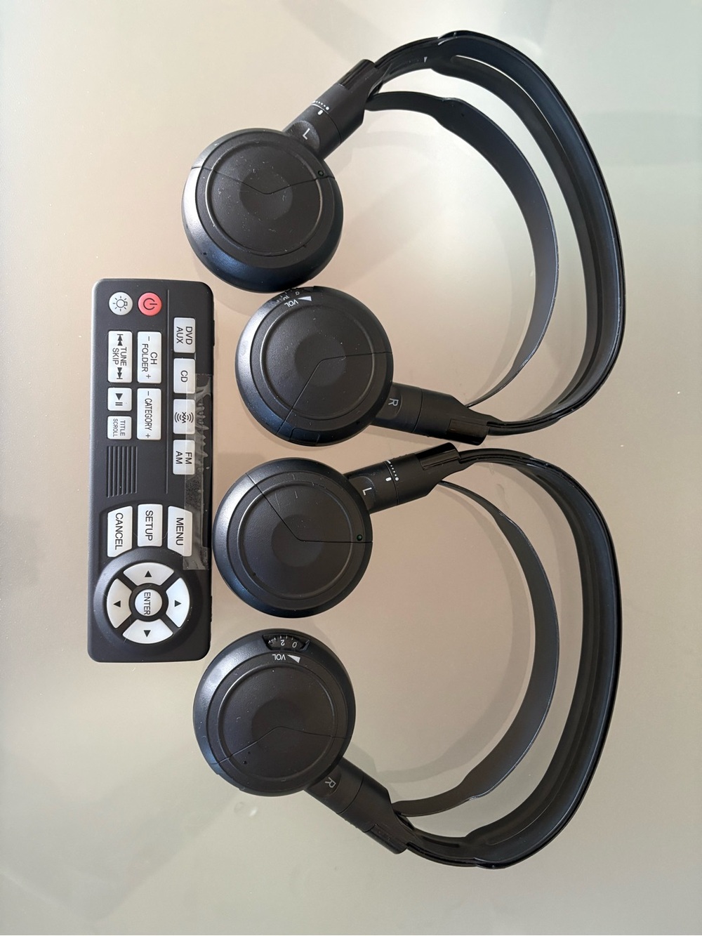 2016 Honda Odyssey SE DVD Headphones & Remote — Never Used